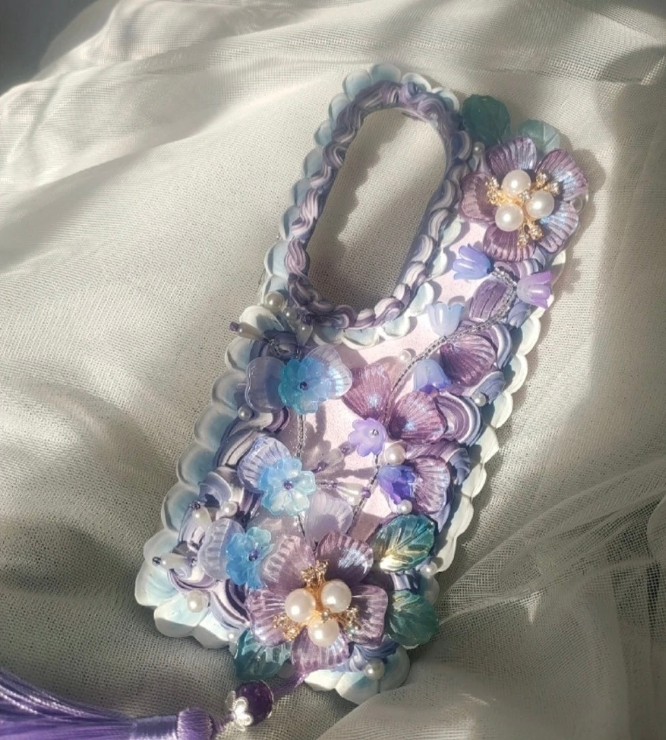Chinese Ancient Style Hairpin Tassel Cream Phone Case