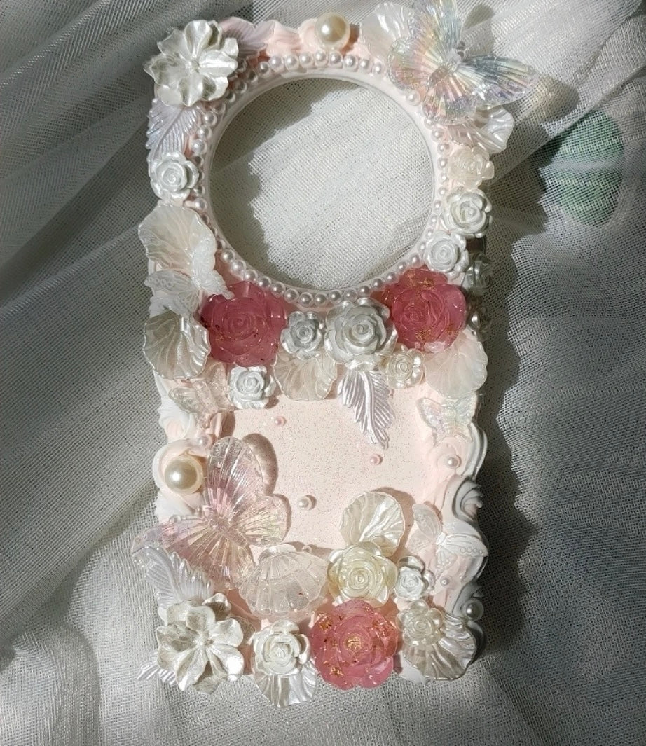 Baroque Angel Cream Phone Case