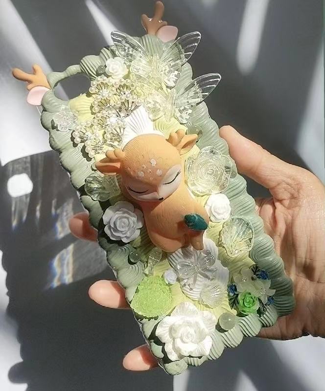 Cute Forest-style Fawn Moose Cream Phone Case Decoration